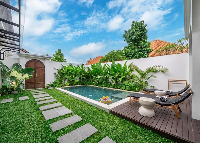Brand New 4bdr - Cozy And Stylish - Canggu With Breathtaking Stunning View Villa *